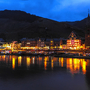 Festbeleuchtung in Bernkastel-Kues zur Weihnachtszeit